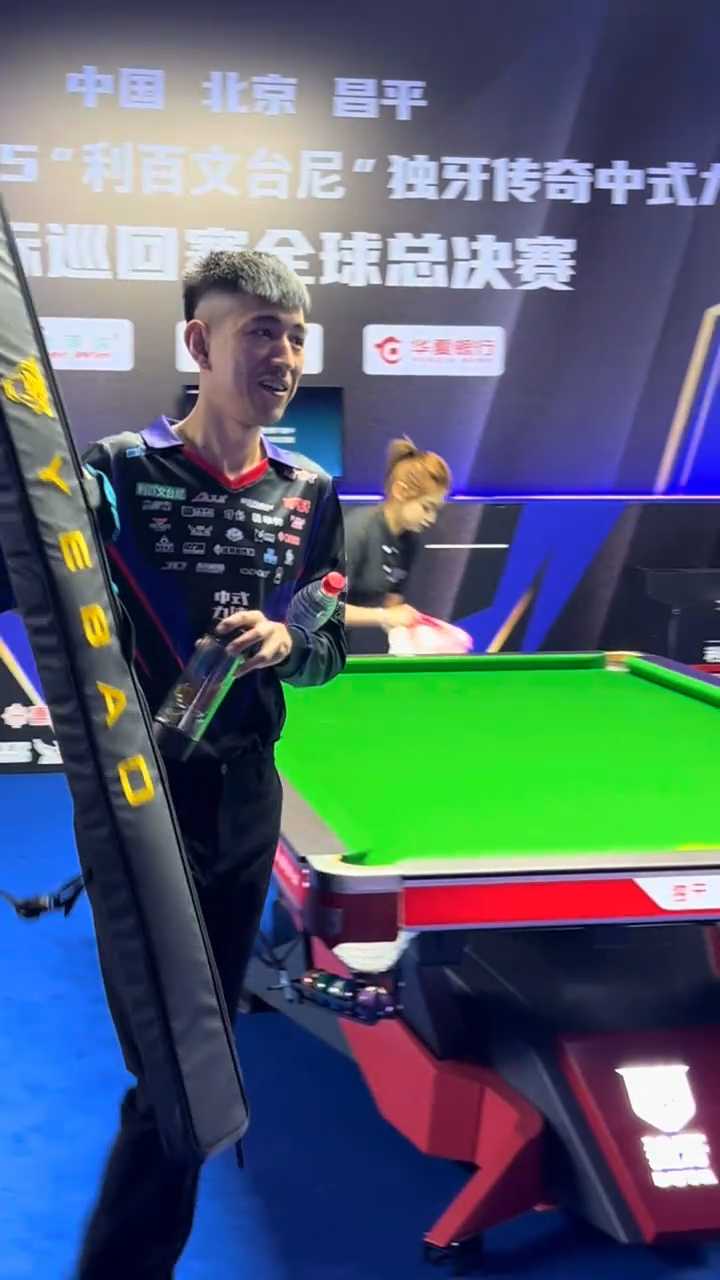 从替补轮换 从替补轮换