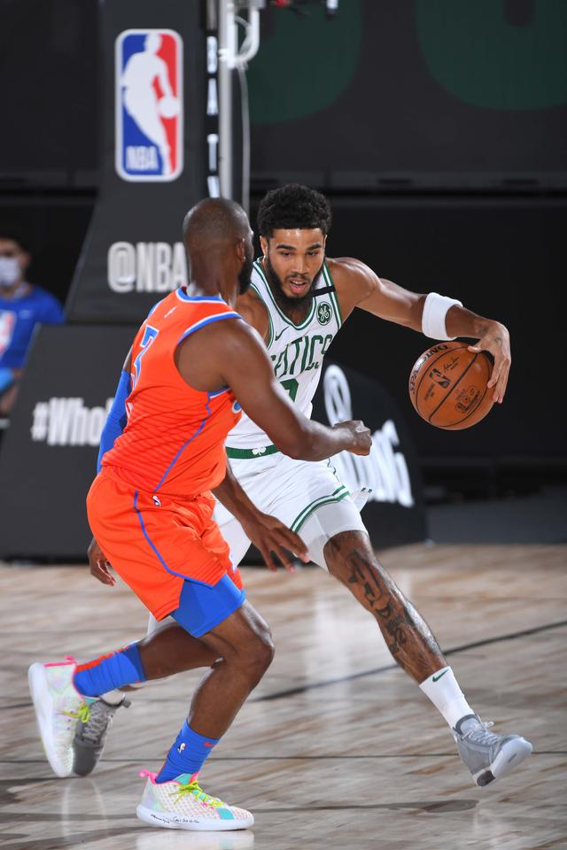 尤其在防守 尤其在防守