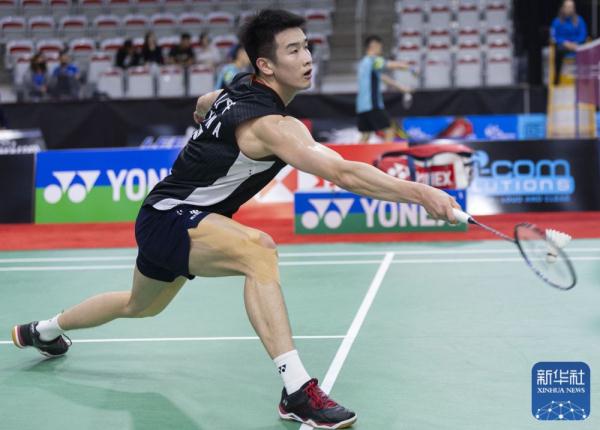 他依旧保持 他依旧保持