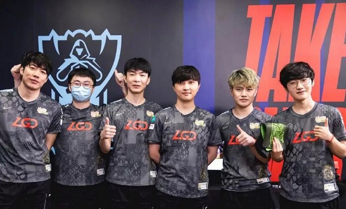 而这样的社 而这样的社