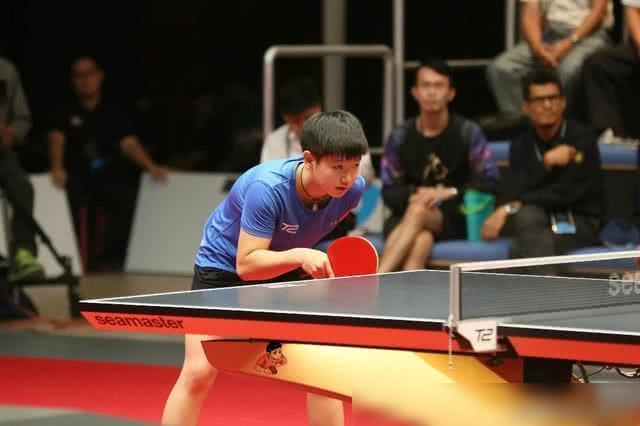 就显得格外 就显得格外